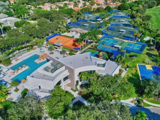 3-bedroom home for rent in Boca Raton - 7477 CAMPO FLORIDO - MondialRealty
