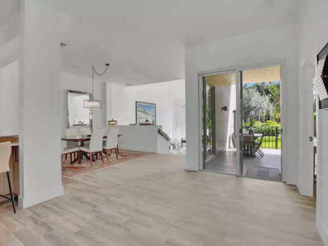 3-bedroom home for rent in Boca Raton - 7477 CAMPO FLORIDO - MondialRealty