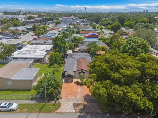 4-bedroom home for sale in Miami - 1327 SW 72nd Ave - MondialRealty