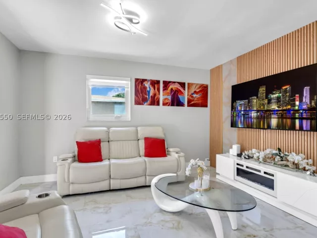 4-bedroom home for sale in Miami - 1327 SW 72nd Ave - MondialRealty