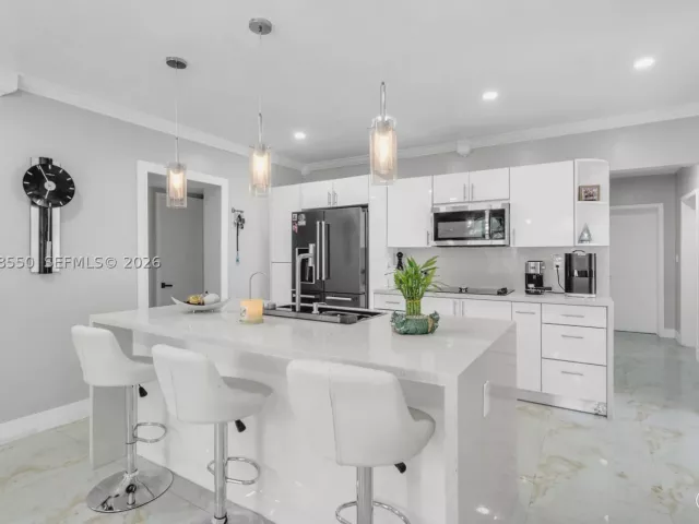 4-bedroom home for sale in Miami - 1327 SW 72nd Ave - MondialRealty