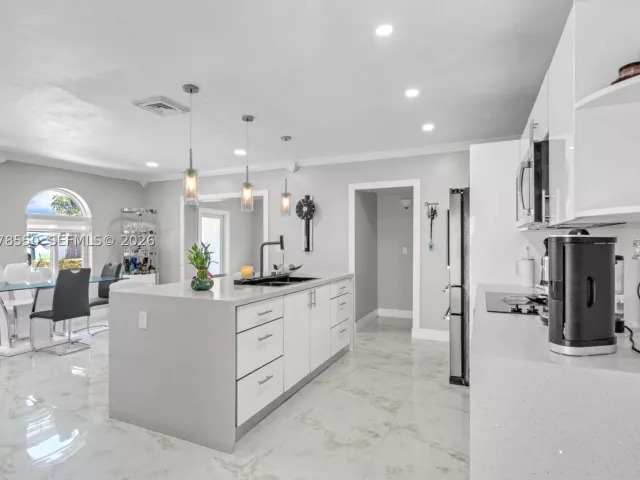 4-bedroom home for sale in Miami - 1327 SW 72nd Ave - MondialRealty