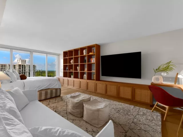 3-bedroom condo for sale in Key Biscayne - 881 Ocean Dr 10A - MondialRealty