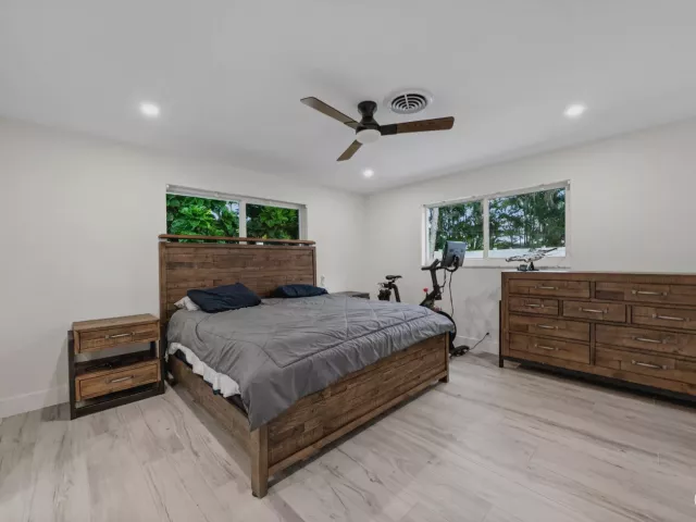 3-bedroom home for sale in Boca Raton - 648 SW 3RD Street - MondialRealty