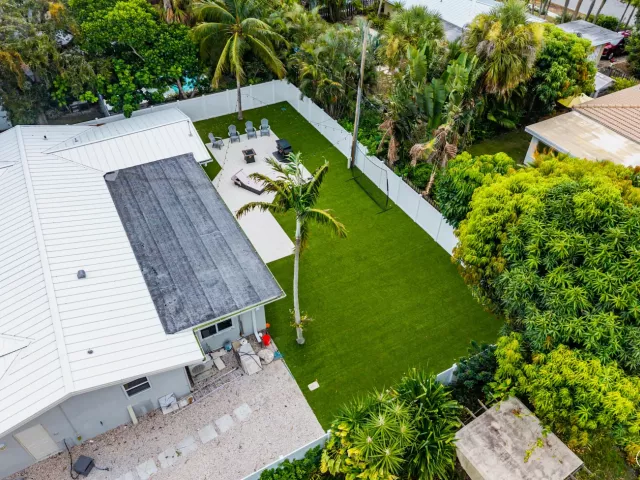 3-bedroom home for sale in Boca Raton - 648 SW 3RD Street - MondialRealty