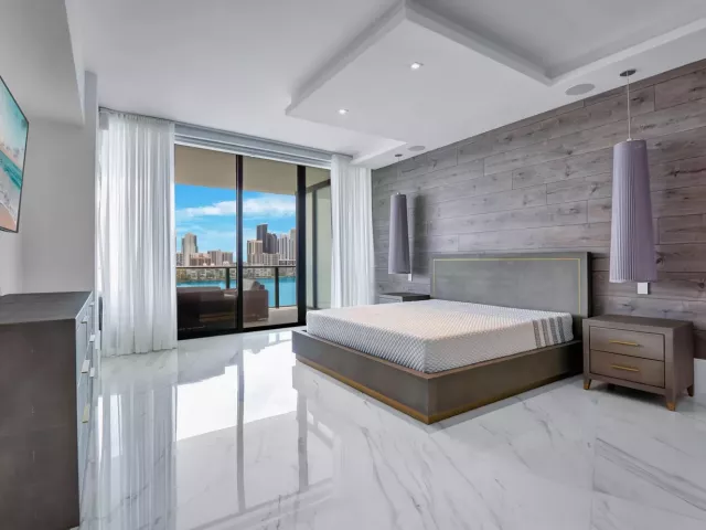 4-bedroom condo for rent in Aventura - 5000 ISLAND ESTATES Drive 805 - MondialRealty