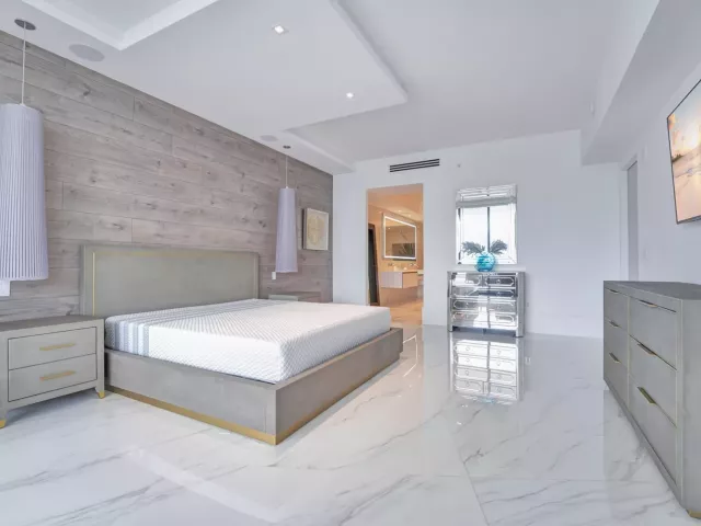 4-bedroom condo for rent in Aventura - 5000 ISLAND ESTATES Drive 805 - MondialRealty