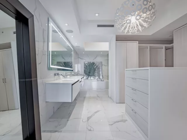 4-bedroom condo for rent in Aventura - 5000 ISLAND ESTATES Drive 805 - MondialRealty