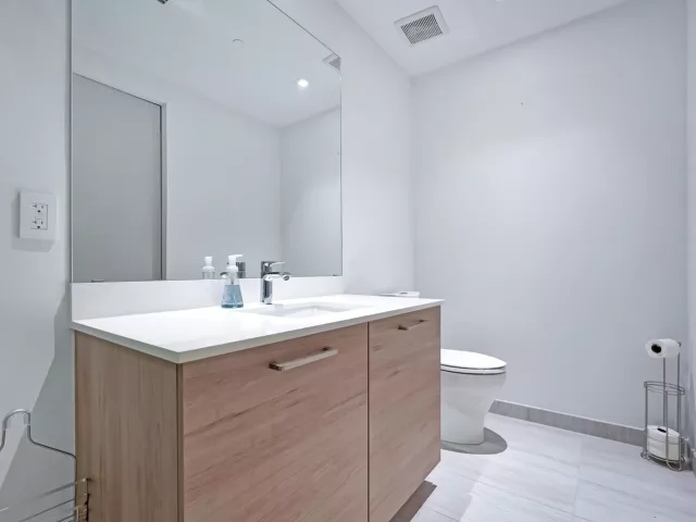 4-bedroom condo for rent in Aventura - 5000 ISLAND ESTATES Drive 805 - MondialRealty