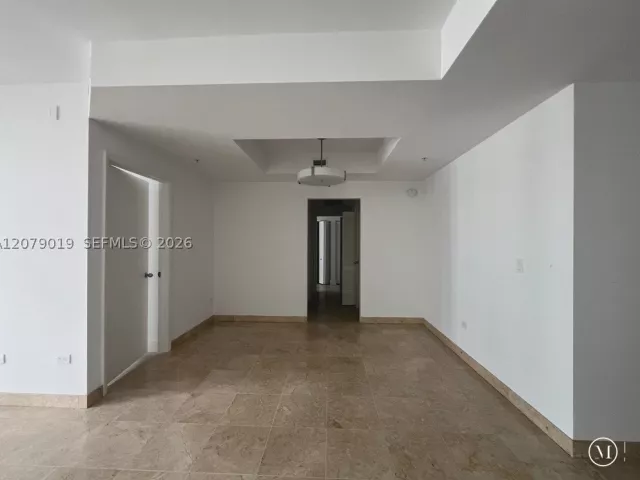 3-bedroom condo for rent in Miami - 801 Brickell Key Blvd 1204 - MondialRealty