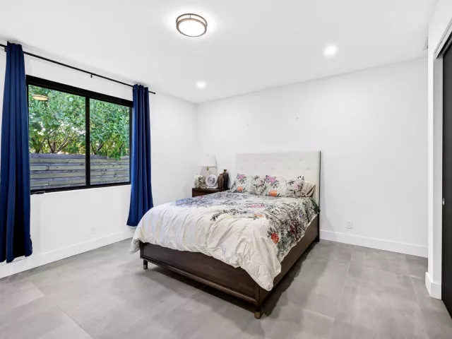 4-bedroom home for rent in Fort Lauderdale - 1807 NE 18TH Street - MondialRealty