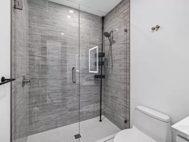 4-bedroom home for rent in Fort Lauderdale - 1807 NE 18TH Street - MondialRealty