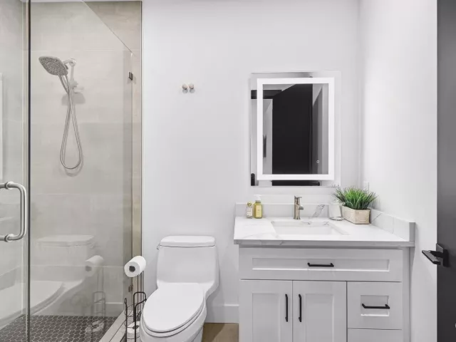 4-bedroom home for rent in Fort Lauderdale - 1807 NE 18TH Street - MondialRealty