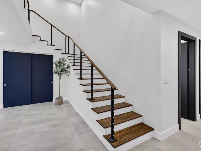 4-bedroom home for rent in Fort Lauderdale - 1807 NE 18TH Street - MondialRealty