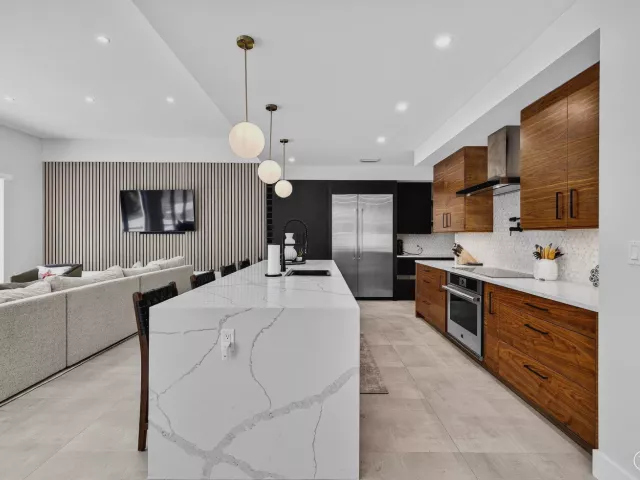 4-bedroom home for rent in Fort Lauderdale - 1807 NE 18TH Street - MondialRealty