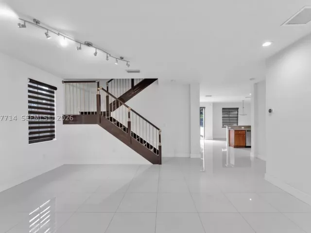 4-bedroom home for rent in Miami -  - MondialRealty