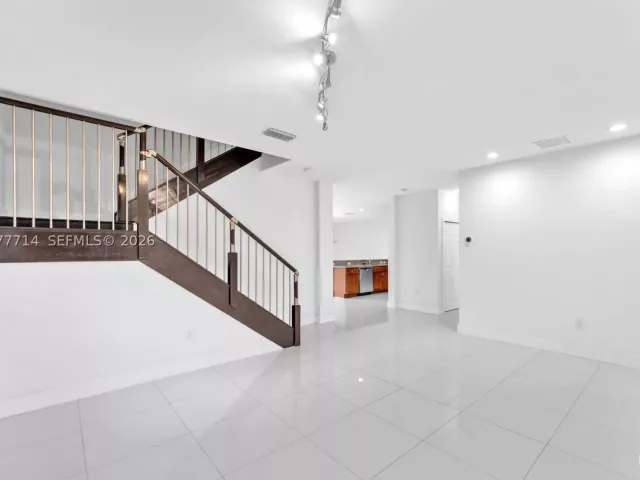 4-bedroom home for rent in Miami -  - MondialRealty