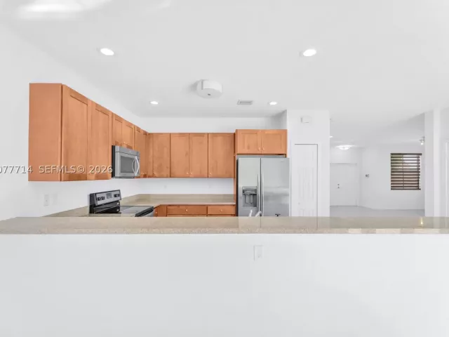 4-bedroom home for rent in Miami -  - MondialRealty