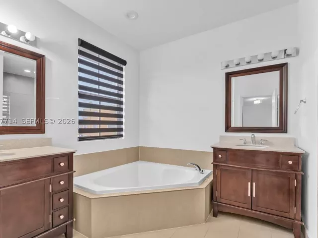 4-bedroom home for rent in Miami -  - MondialRealty