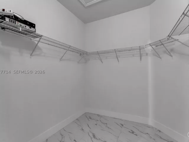 4-bedroom home for rent in Miami -  - MondialRealty