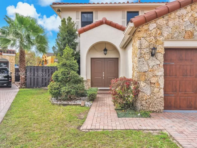 4-bedroom home for rent in Miami -  - MondialRealty