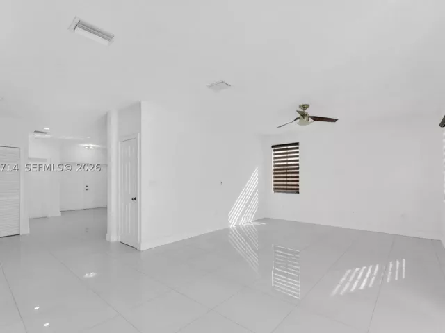 4-bedroom home for rent in Miami -  - MondialRealty