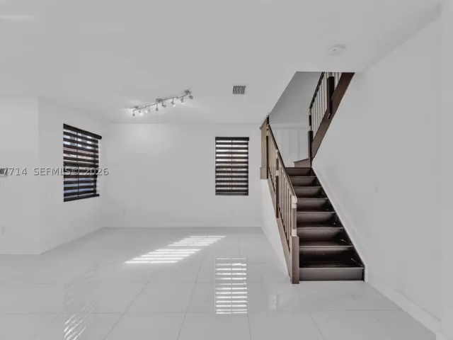 4-bedroom home for rent in Miami -  - MondialRealty