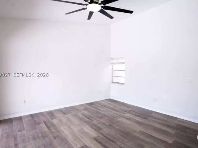 4-bedroom home for rent in Miami - 14295 Kendale Lakes Cir - MondialRealty