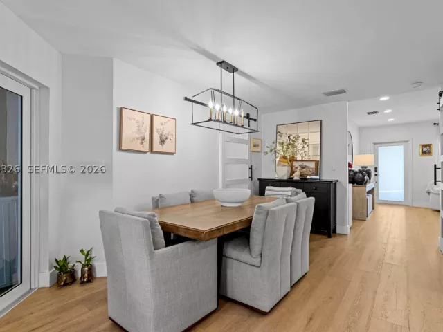3-bedroom home for rent in Miami - 16634 SW 48th Ter 16634 - MondialRealty