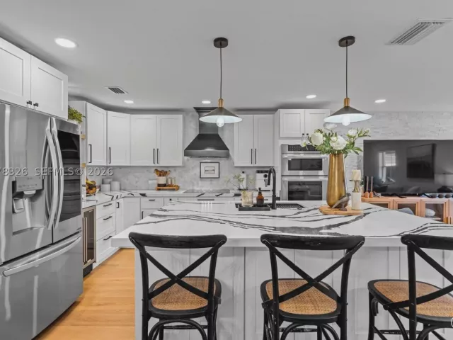 3-bedroom home for rent in Miami - 16634 SW 48th Ter 16634 - MondialRealty