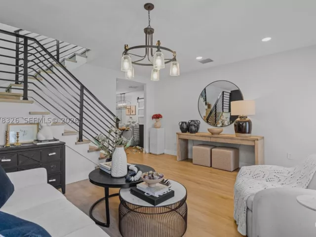 3-bedroom home for rent in Miami - 16634 SW 48th Ter 16634 - MondialRealty