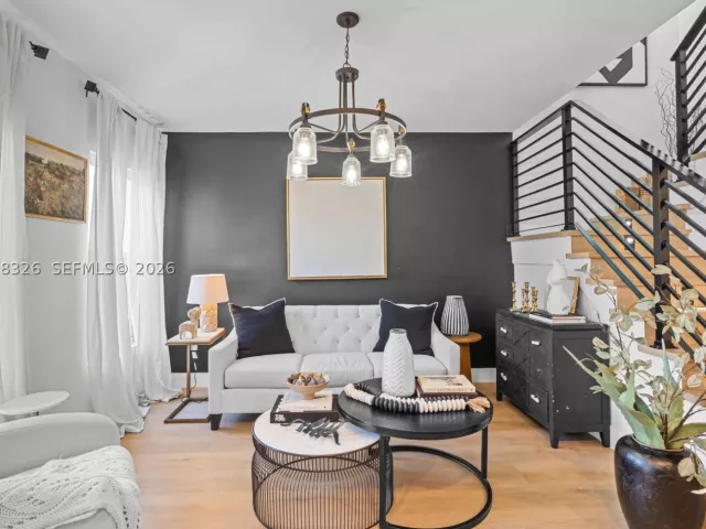 3-bedroom home for rent in Miami - 16634 SW 48th Ter 16634 - MondialRealty