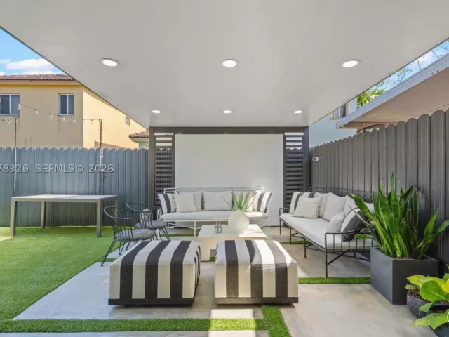 3-bedroom home for rent in Miami - 16634 SW 48th Ter 16634 - MondialRealty