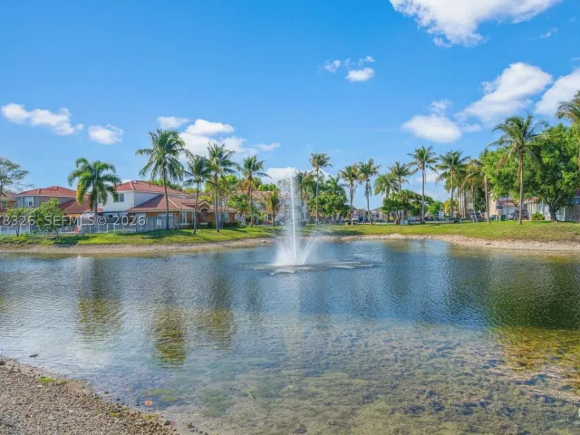 3-bedroom home for rent in Miami - 16634 SW 48th Ter 16634 - MondialRealty