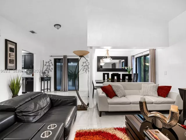 3-bedroom home for sale in Miami - 12330 SW 192nd Ter - MondialRealty