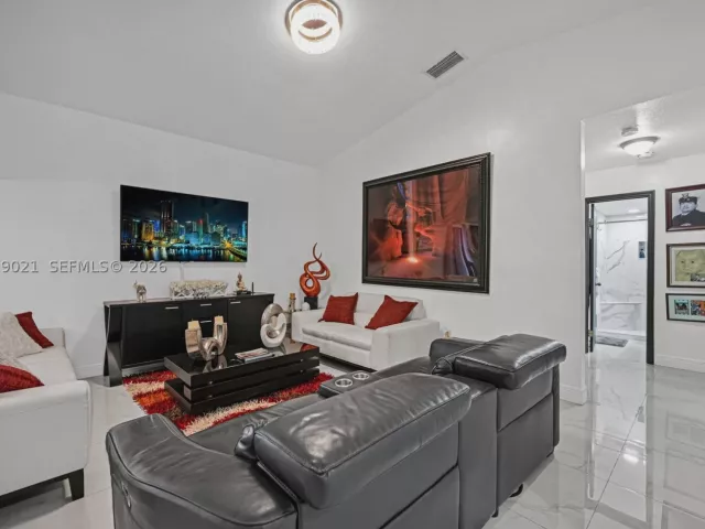 3-bedroom home for sale in Miami - 12330 SW 192nd Ter - MondialRealty