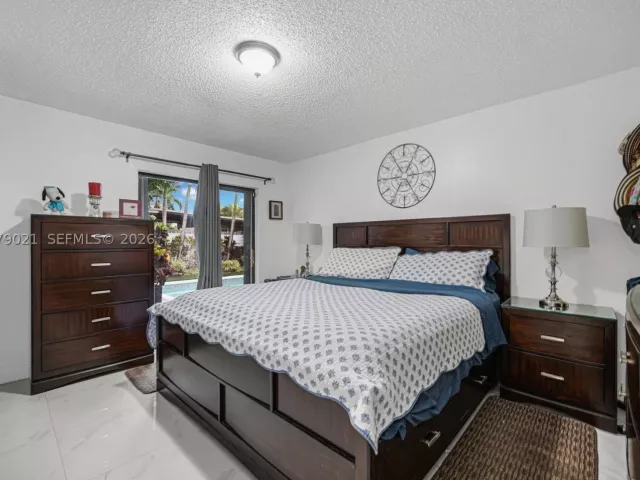 3-bedroom home for sale in Miami - 12330 SW 192nd Ter - MondialRealty