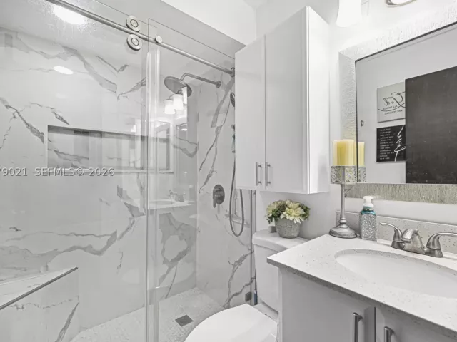 3-bedroom home for sale in Miami - 12330 SW 192nd Ter - MondialRealty