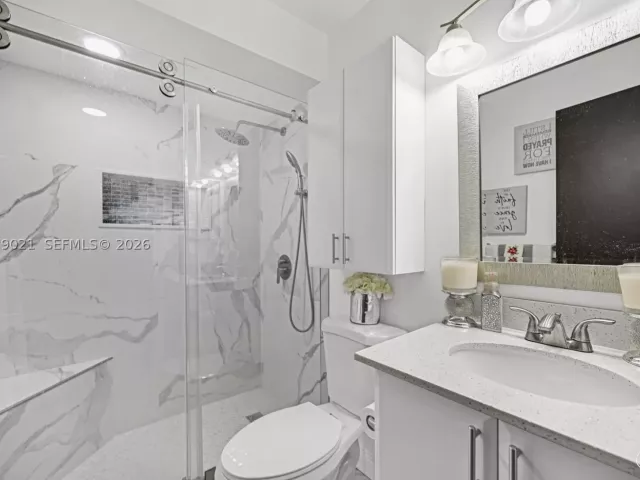 3-bedroom home for sale in Miami - 12330 SW 192nd Ter - MondialRealty