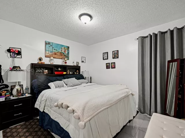 3-bedroom home for sale in Miami - 12330 SW 192nd Ter - MondialRealty