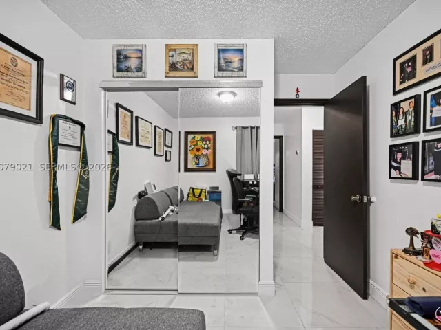 3-bedroom home for sale in Miami - 12330 SW 192nd Ter - MondialRealty