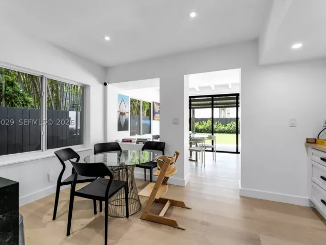 4-bedroom home for rent in Miami - 1826 Fairhaven Pl - MondialRealty