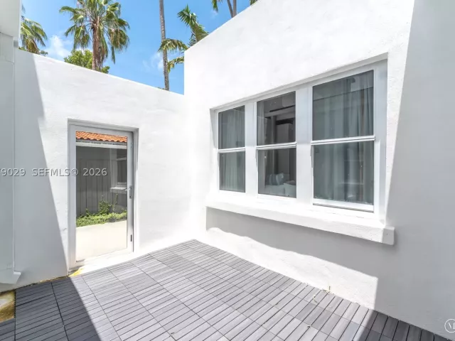 4-bedroom home for rent in Miami - 1826 Fairhaven Pl - MondialRealty