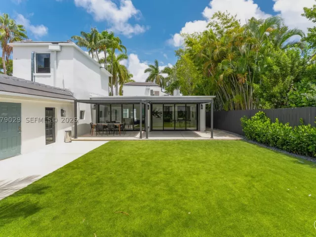 4-bedroom home for rent in Miami - 1826 Fairhaven Pl - MondialRealty