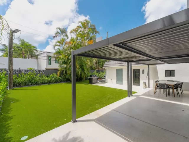 4-bedroom home for rent in Miami - 1826 Fairhaven Pl - MondialRealty