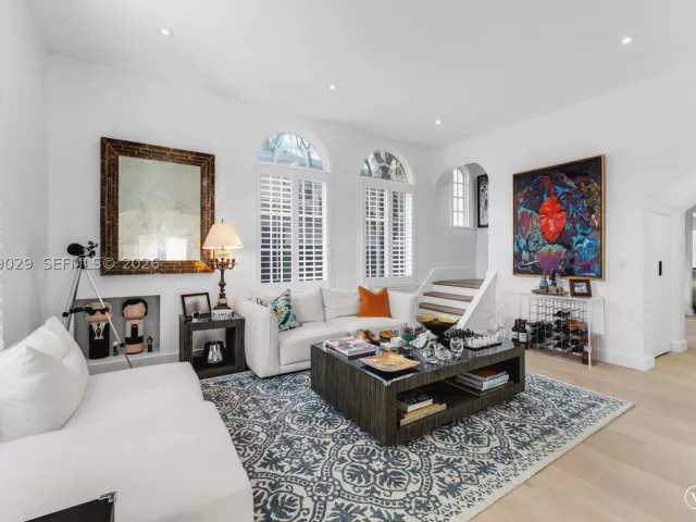 4-bedroom home for rent in Miami - 1826 Fairhaven Pl - MondialRealty