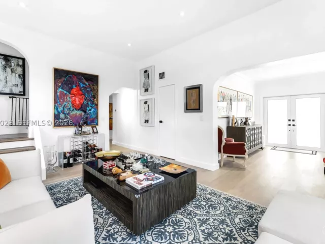4-bedroom home for rent in Miami - 1826 Fairhaven Pl - MondialRealty
