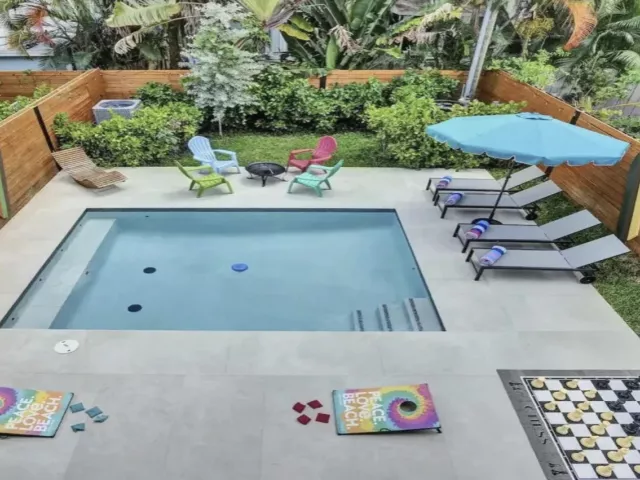 4-bedroom home for rent in Fort Lauderdale - 828 SW 16TH Street - MondialRealty