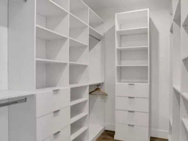4-bedroom home for rent in Fort Lauderdale - 828 SW 16TH Street - MondialRealty