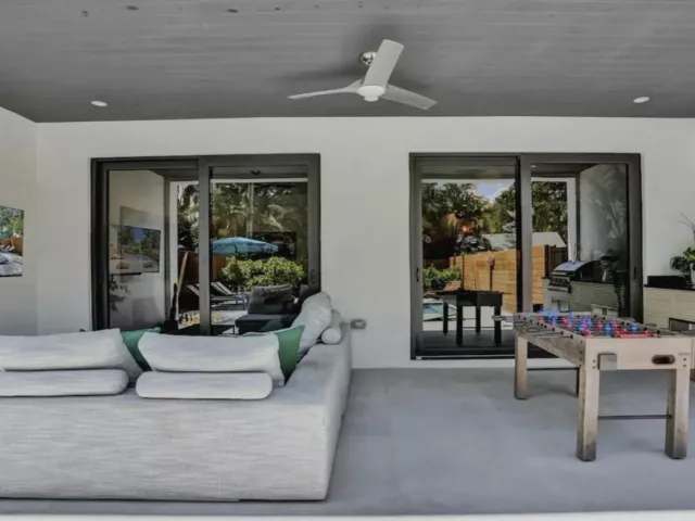 4-bedroom home for rent in Fort Lauderdale - 828 SW 16TH Street - MondialRealty